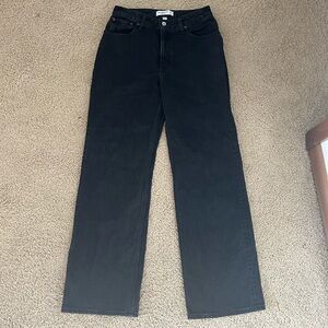 Abercrombie The 90’s High Rise Relaxed Jean Curve Love